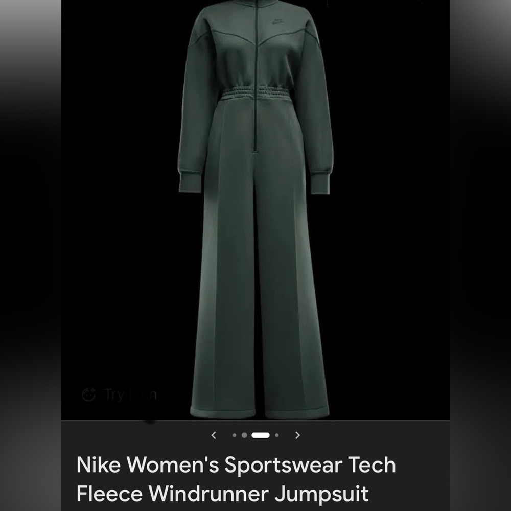 Nike Green Full-Zip Jumpsuit great condition without tags. Size Small